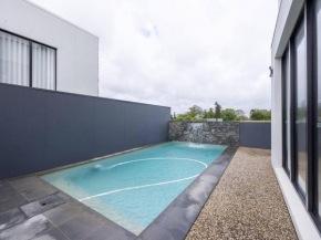 Modern 5BR with Pool Scenic Views and Private Cinema